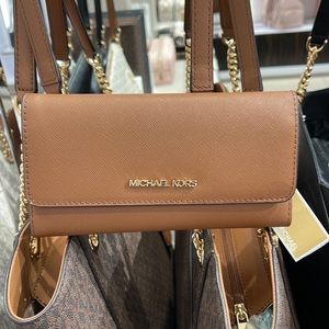 MICHAEL KORS JET SET TRAVEL LARGE TRIFOLD WALLET LUGGAGE COLOR